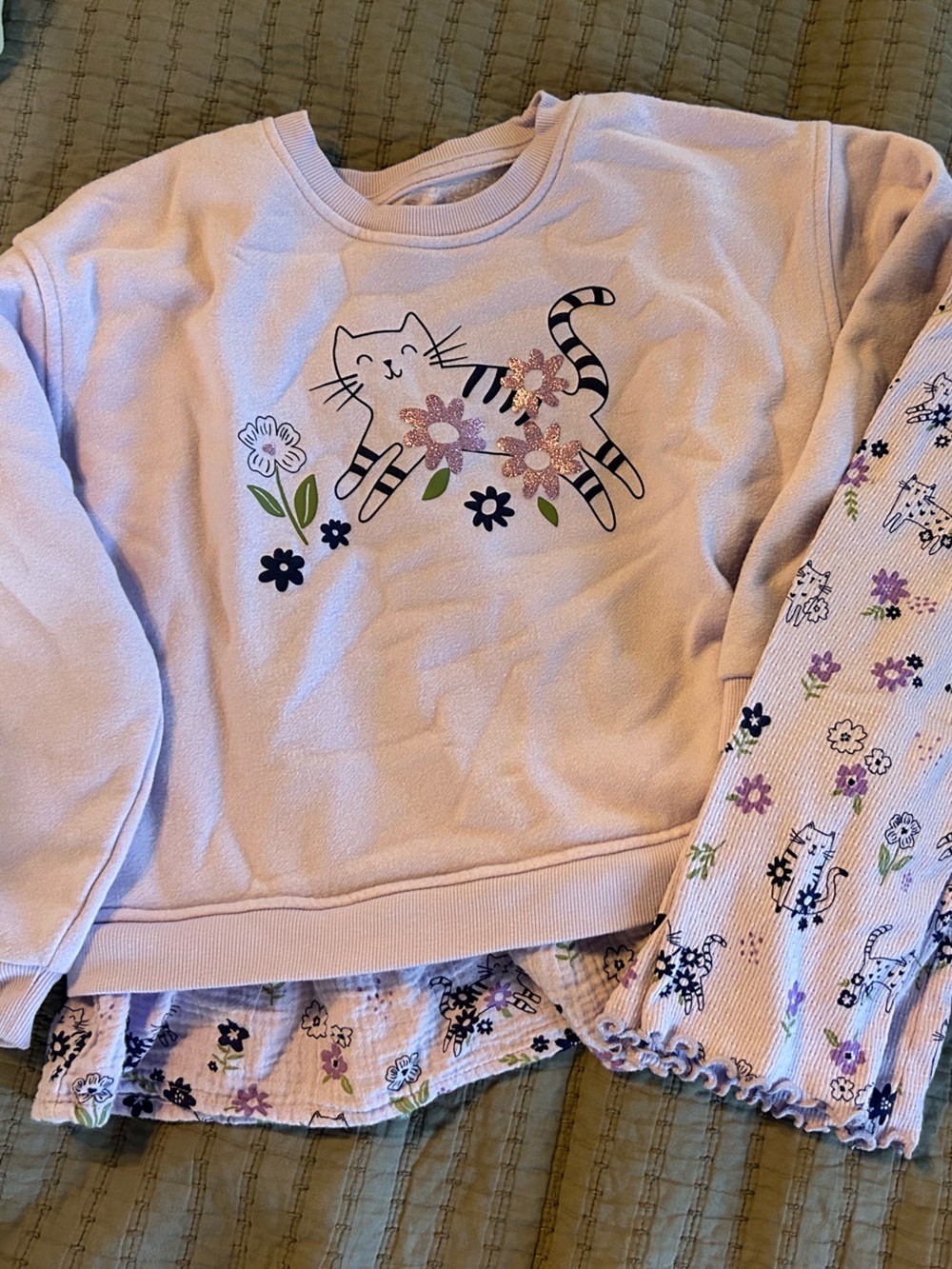 wonder nation Lavender Glitter Flower Graphic Sweatshirt